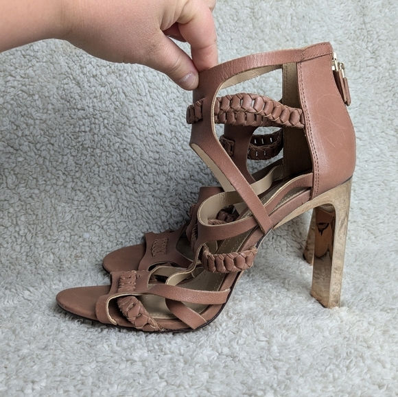 BCBGMAXAZRIA Women's DORIE Dress Sandal size 10 US Tan color - Picture 9 of 15